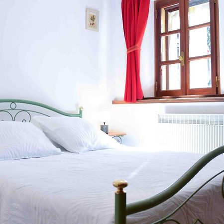 Les Grands Pres Des Baronnies Pension La Roche-sur-le-Buis Buitenkant foto