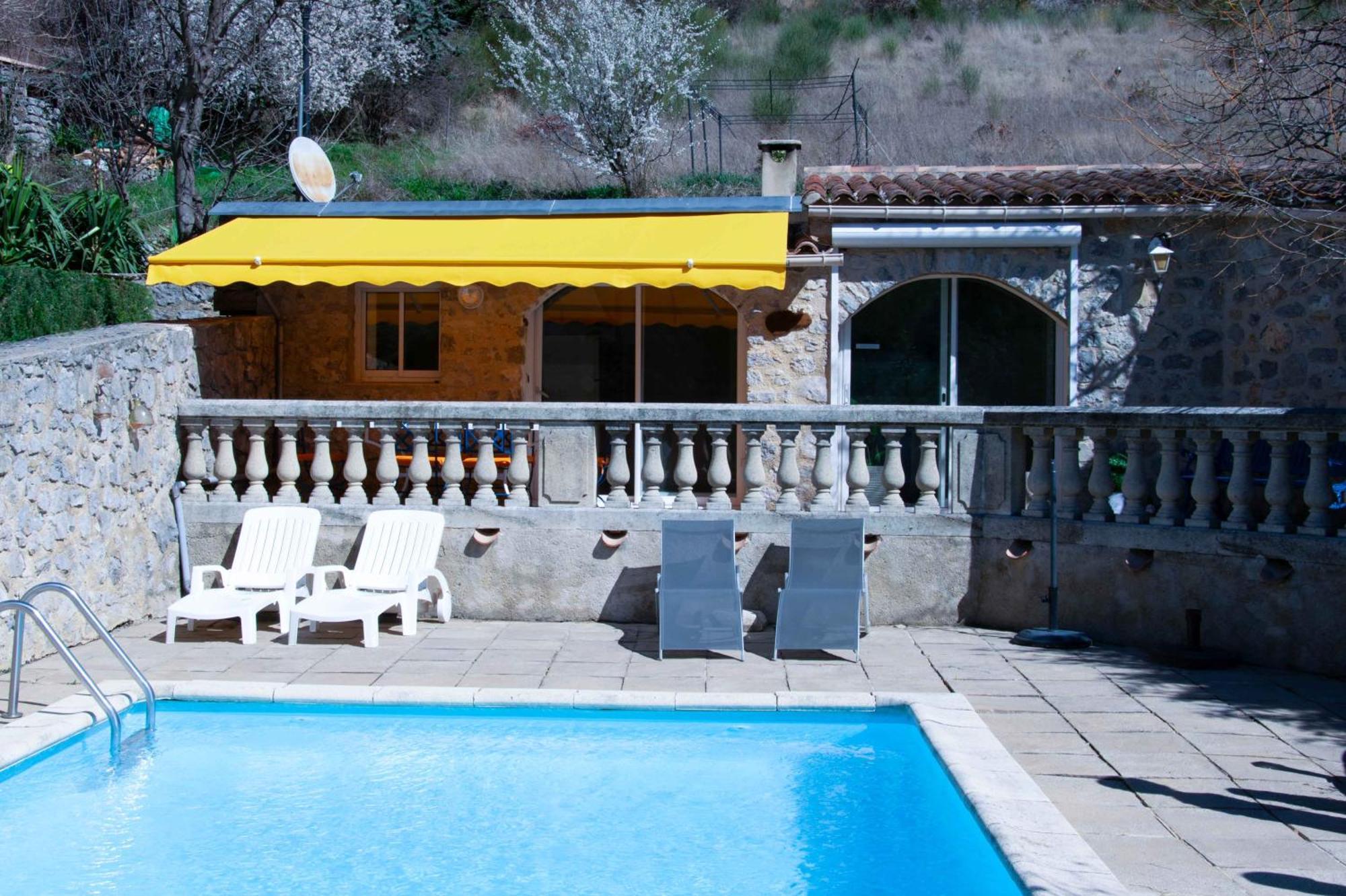 Les Grands Pres Des Baronnies Pension La Roche-sur-le-Buis Buitenkant foto